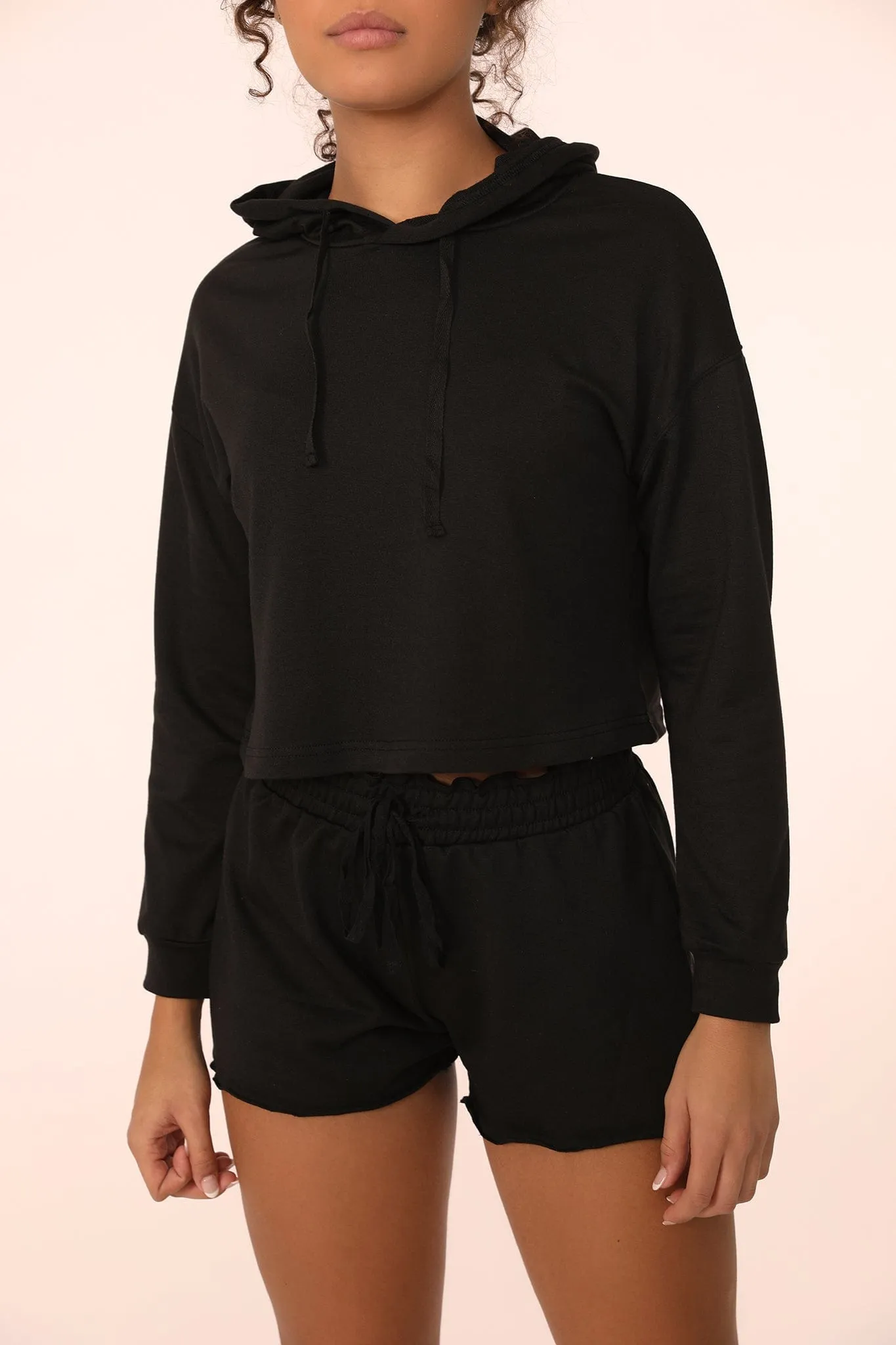 ALAMAE Women's Jasmine Cropped Hoodie