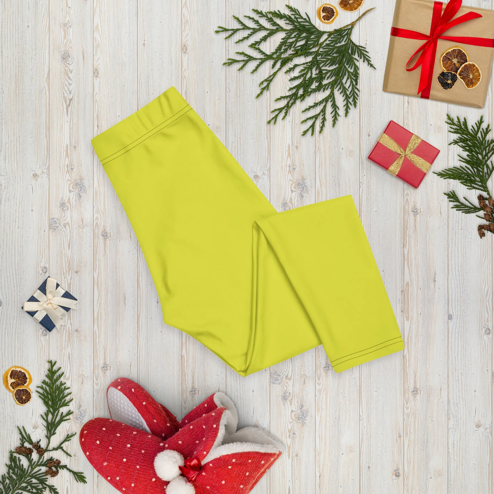 Bright Yellow Solid Capri Leggings, Yellow Lemon Solid Color Premium Women's Capris Tights-Made in USA/EU/MX