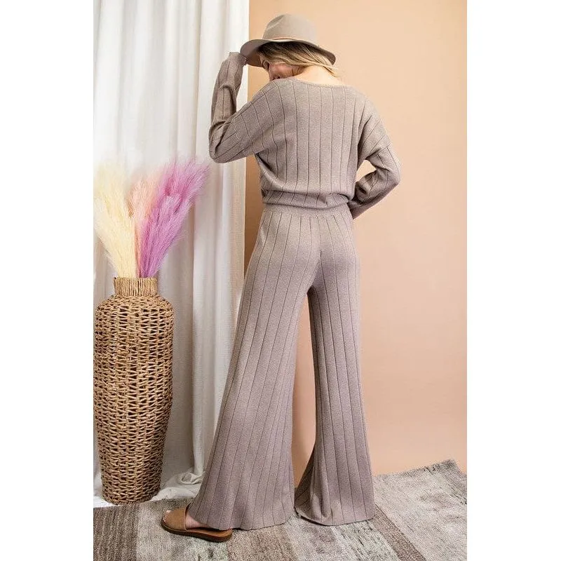 Ribbed straight leg knit pants