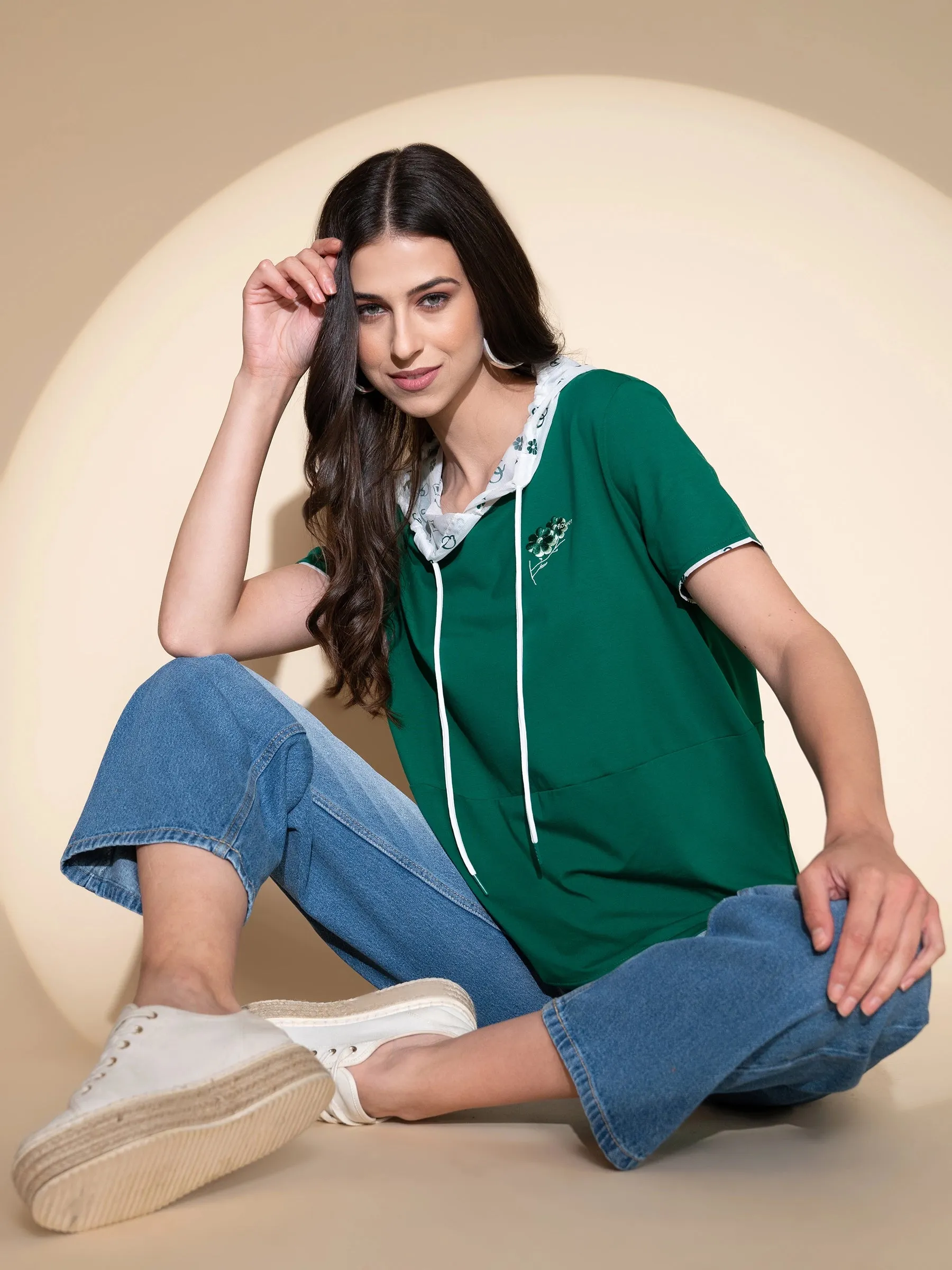 Women Green Regular Fit Hooded Top