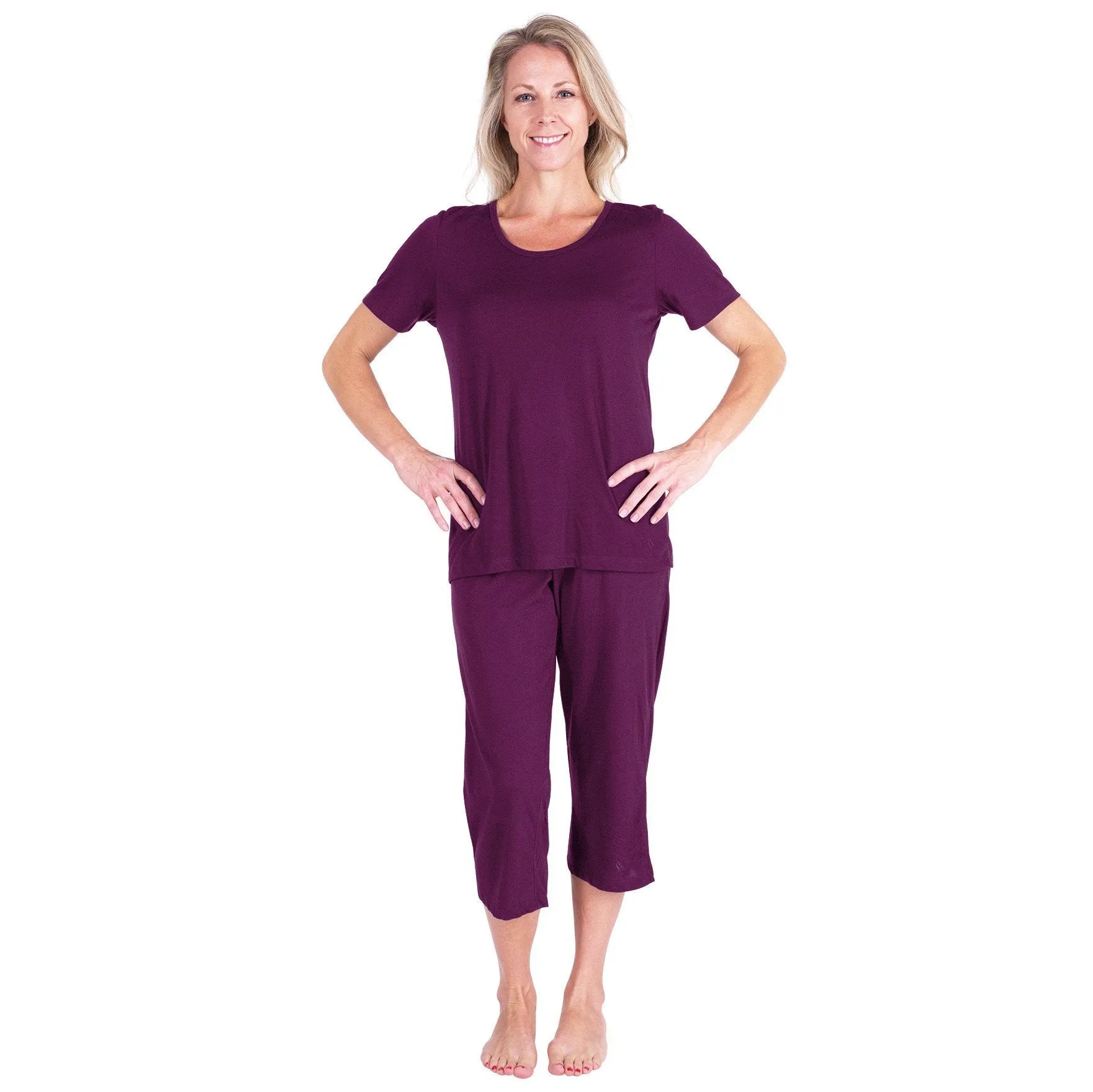 Women's Moisture Wicking Scoop Neck Drawstring Capri Pajama Set